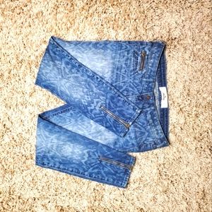 Unique Crop Jeans